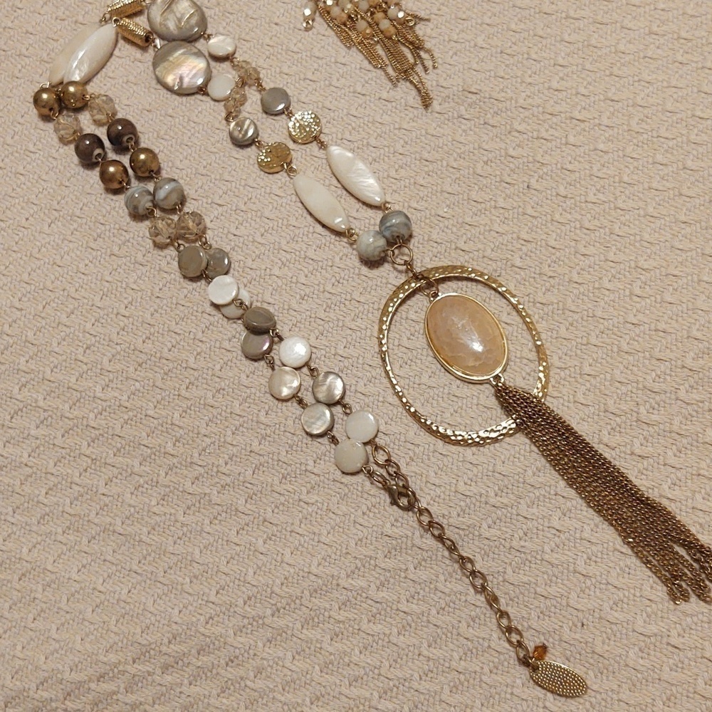 Jules B Beaded Necklace and bracelet bundle with earrings - Picture 6 of 10